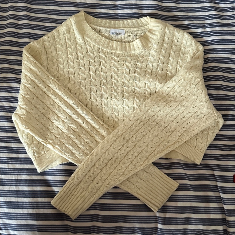 DANIELLE BERNSTEIN Cream Cable Knit Sweater